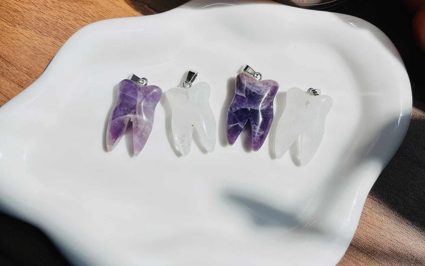 Crystal teeth necklaces