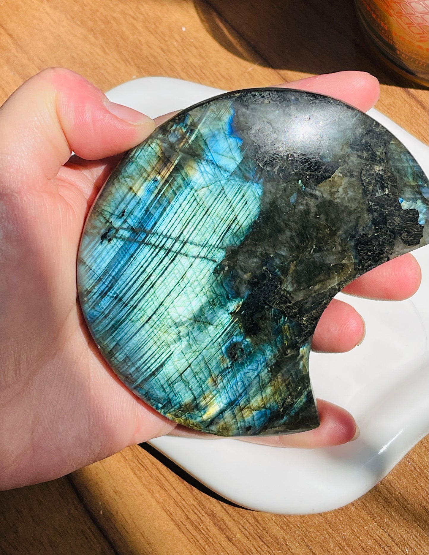 High flash large Labradorite Moon